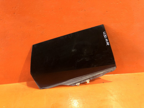 Стекло двери задней правой NISSAN PRESAGE *U30 82300-AD100