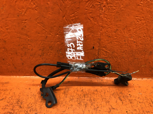 Датчик ABS передний правый TOYOTA AVENSIS AZT25*