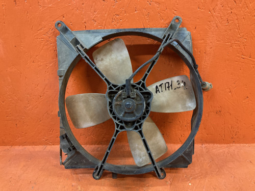 Диффузор радиатора двигателя TOYOTA CARINA *T17*