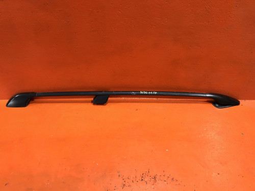 Рейлинг крыши правый NISSAN RNESSA 738205V010