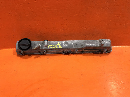 Крышка клапанов NISSAN LAUREL *C35 13264-5L301