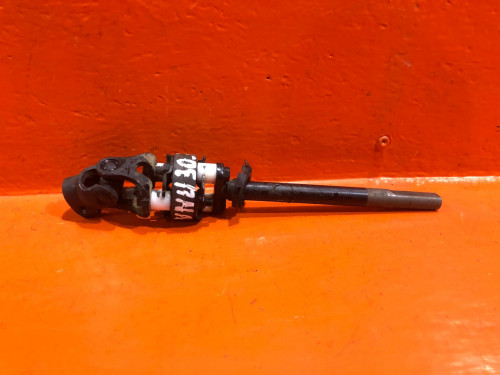 Карданчик рулевой NISSAN BASSARA U30 48080AD000