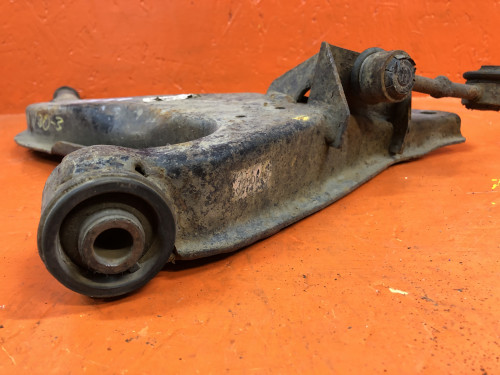 Рычаг передний левый NISSAN LARGO *W30 545011C111