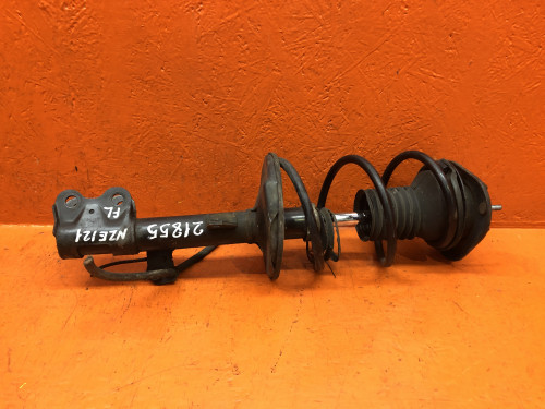 Стойка передняя левая TOYOTA ALLEX/RUNX *E12*