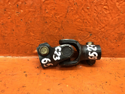 Карданчик рулевой NISSAN LAUREL *C35