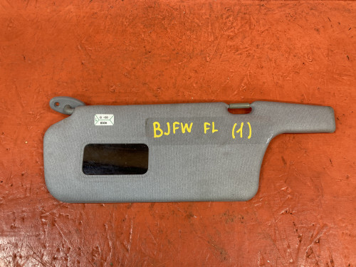 Козырек солнцезащитный левый MAZDA FAMILIA BJ*