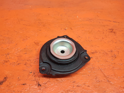 Опора передней стойки NISSAN JUKE 2011- R8543211KA0B