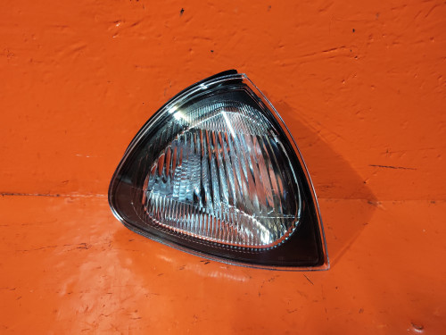 Габарит правый TOYOTA AVENSIS 1997-2003  NLC5002