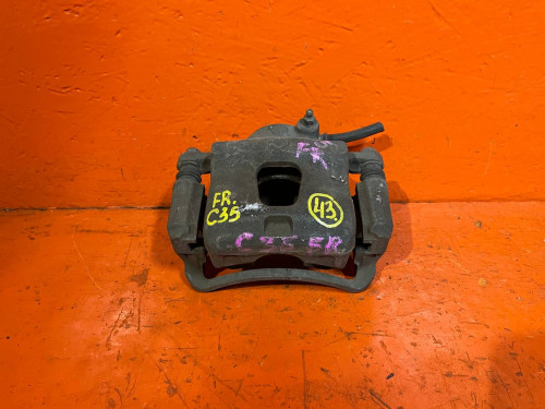 Суппорт тормозной передний правый NISSAN CEFIRO A31