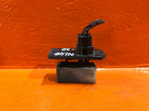 Реостат печки TOYOTA CORSA/TERCEL/COROLLA II *L4* 87138-18020