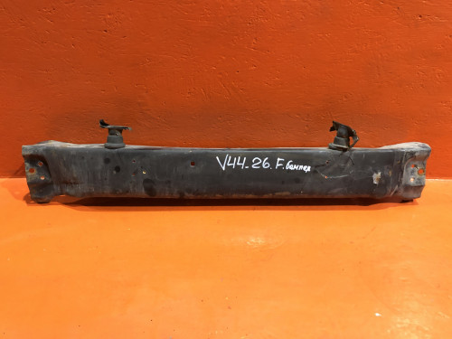 Усилитель переднего бампера MITSUBISHI PAJERO V1*/V2*/V3*/V4*