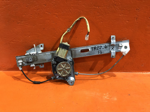Стеклоподъемник передний левый MAZDA MILLENIA T001-59-590
