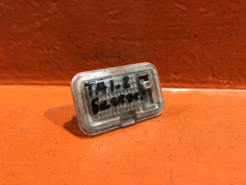 Плафон салонный HONDA AVANCIER