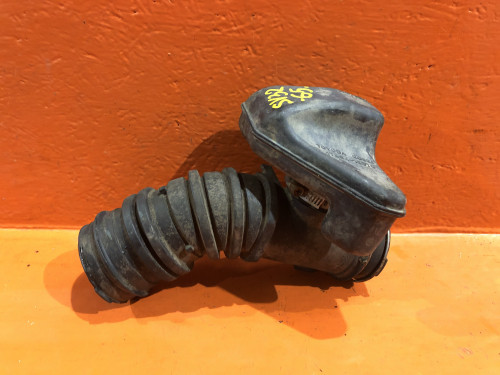 Гофра воздушного фильтра TOYOTA CAMRY SV30 17881-74371