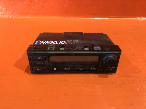 Блок управления климат-контролем NISSAN RNESSA 275198E102