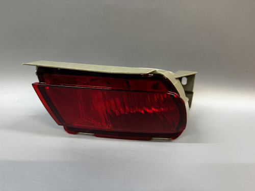 Катафот заднего бампера правый TOYOTA LAND CRUISER 150 PRADO 2009- ST2124001R