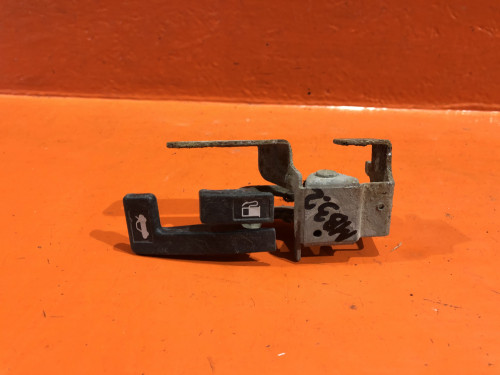 Ручка открывания бензобака HONDA DOMANI MB* 74882-SK7-003ZA