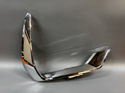 Молдинг переднего бампера левый GEELY MONJARO ST500096