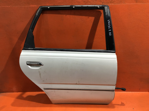 Дверь задняя правая NISSAN PRESAGE *U30 82100-AD030