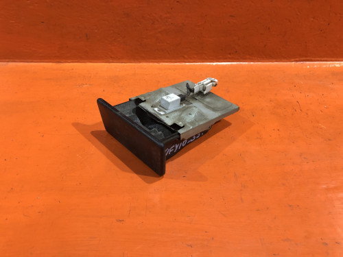 Пепельница NISSAN WINGROAD Y10 68800-54Y01