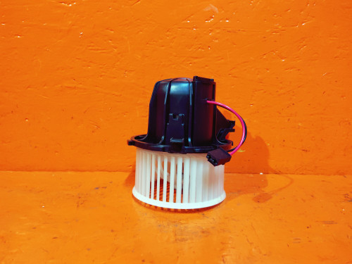 Моторчик печки AUDI A4 ALLROAD 2010- NDP1066