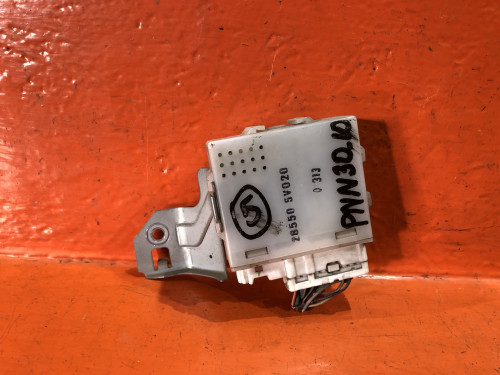 Блок электронный NISSAN RNESSA 285505V020