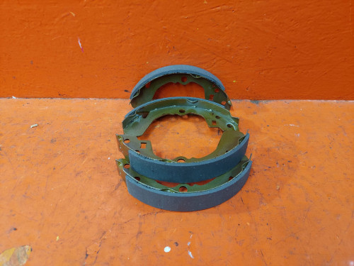 Колодки тормозные задние барабанные SUZUKI AERIO NKB2143