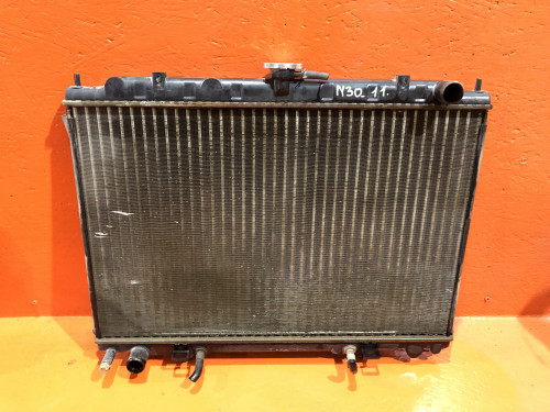 Радиатор двигателя NISSAN RNESSA 214605V000