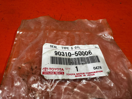 Сальник полуоси TOYOTA HILUX SURF*N13* 90310-50006