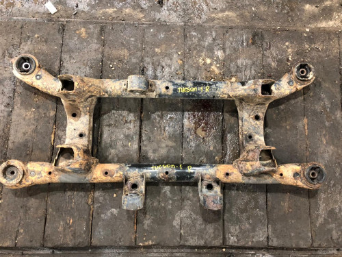 Балка задняя HYUNDAI TUCSON 2004-2009 626052E601