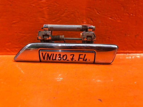 Ручка двери передней левой внешняя NISSAN PRESAGE *U30 806075V000