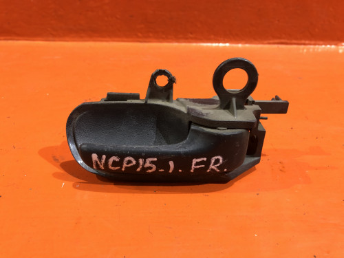 Ручка двери передней правой салонная TOYOTA VITZ *CP1* 69205-52040-B3