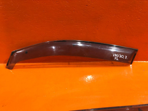 Ветровик передний левый NISSAN PRESAGE *U30 HZ8030A561