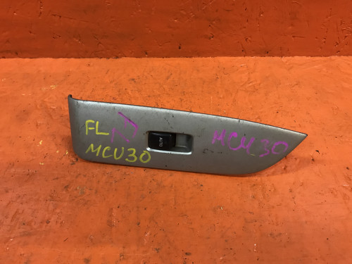 Кнопка стеклоподъемника передняя левая TOYOTA HARRIER *U3*