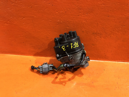 Трамблер HONDA STEPWGN RF1/2 30100-P75-A03