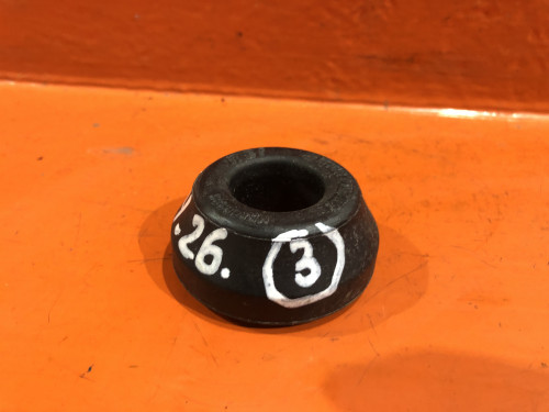 Сайлентблок заднего рычага MITSUBISHI PAJERO V1*/V2*/V3*/V4*