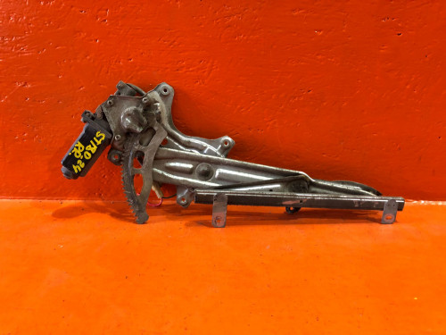 Стеклоподъемник задний правый TOYOTA CARINA ED ST18* 69803-20190