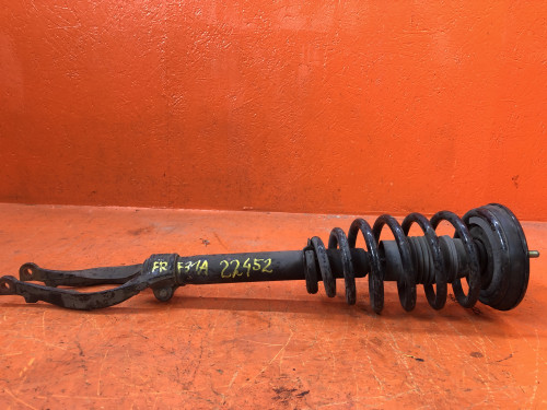 Стойка передняя правая MITSUBISHI DIAMANTE F3*/F4*