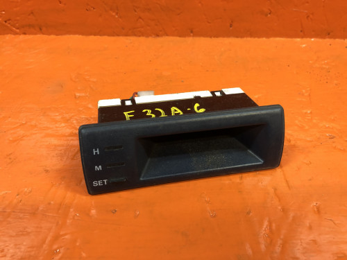 Часы салонные MITSUBISHI GALANT E3*