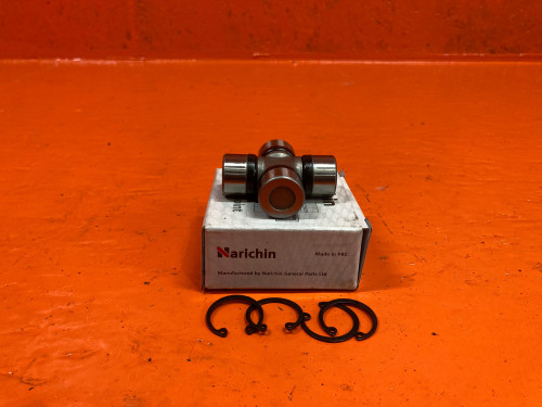 Крестовина кардана TOYOTA CHASER *X9* NUT124