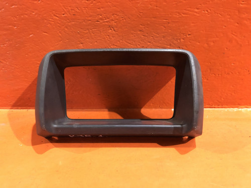 Консоль под щиток приборов SUBARU DOMINGO KJ5/8 766089560