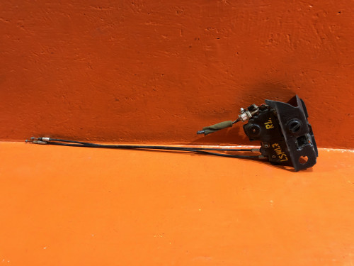 Замок двери задней левой TOYOTA CROWN *S14* 69060-30380