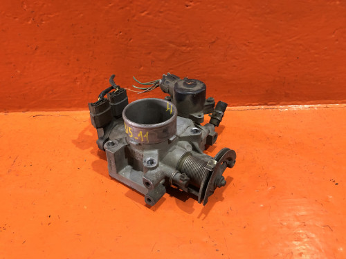 Дроссельная заслонка NISSAN SUNNY *B15 16119-4M400