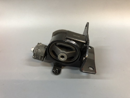 Подушка двигателя левая TOYOTA ALLEX/RUNX *E12* 105235