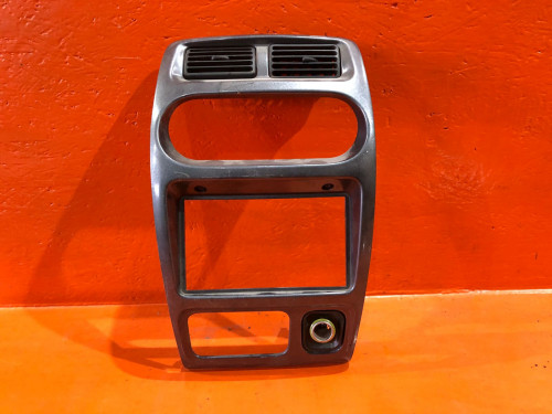 Рамка магнитофона TOYOTA DUET