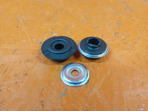 Опора задней стойки TOYOTA 4 RUNNER 1995-2003 DB31237