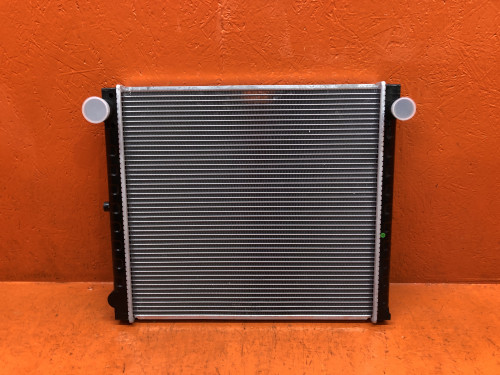 Радиатор двигателя NISSAN ATLAS 1991-1999 IS0006
