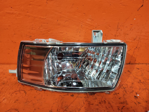 Туманка правая TOYOTA ALPHARD *H2* NLC8162
