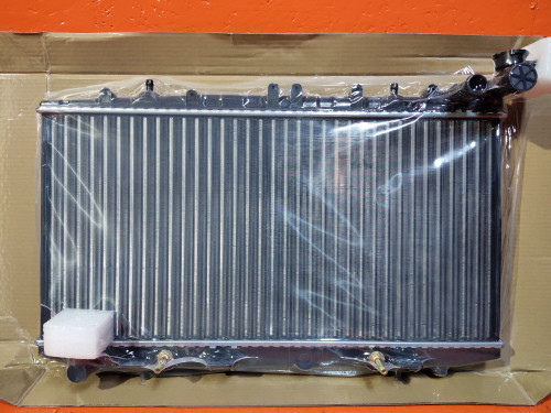 Радиатор двигателя NISSAN AD Y10 NDN1078T