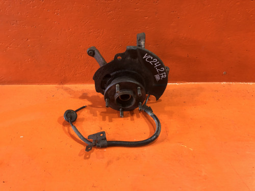 Ступица передняя правая NISSAN SERENA *C24 40014-4N000